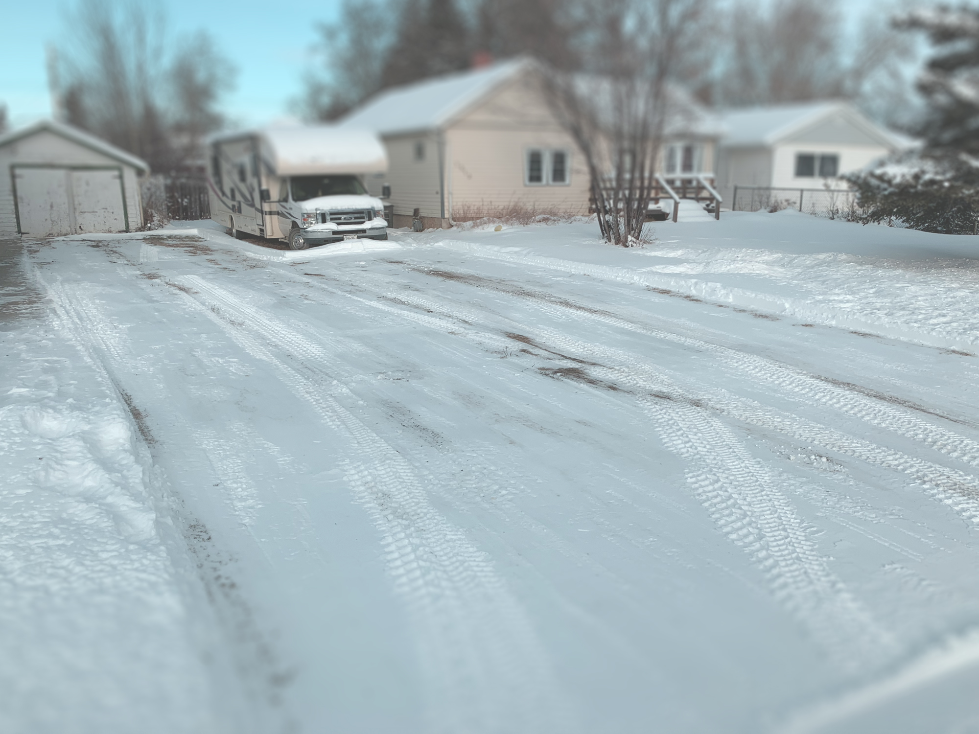 Driveway_snow_removal-1